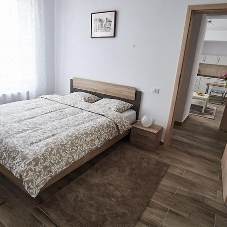 At Central Apartments Bucureşti Ngoại thất bức ảnh
