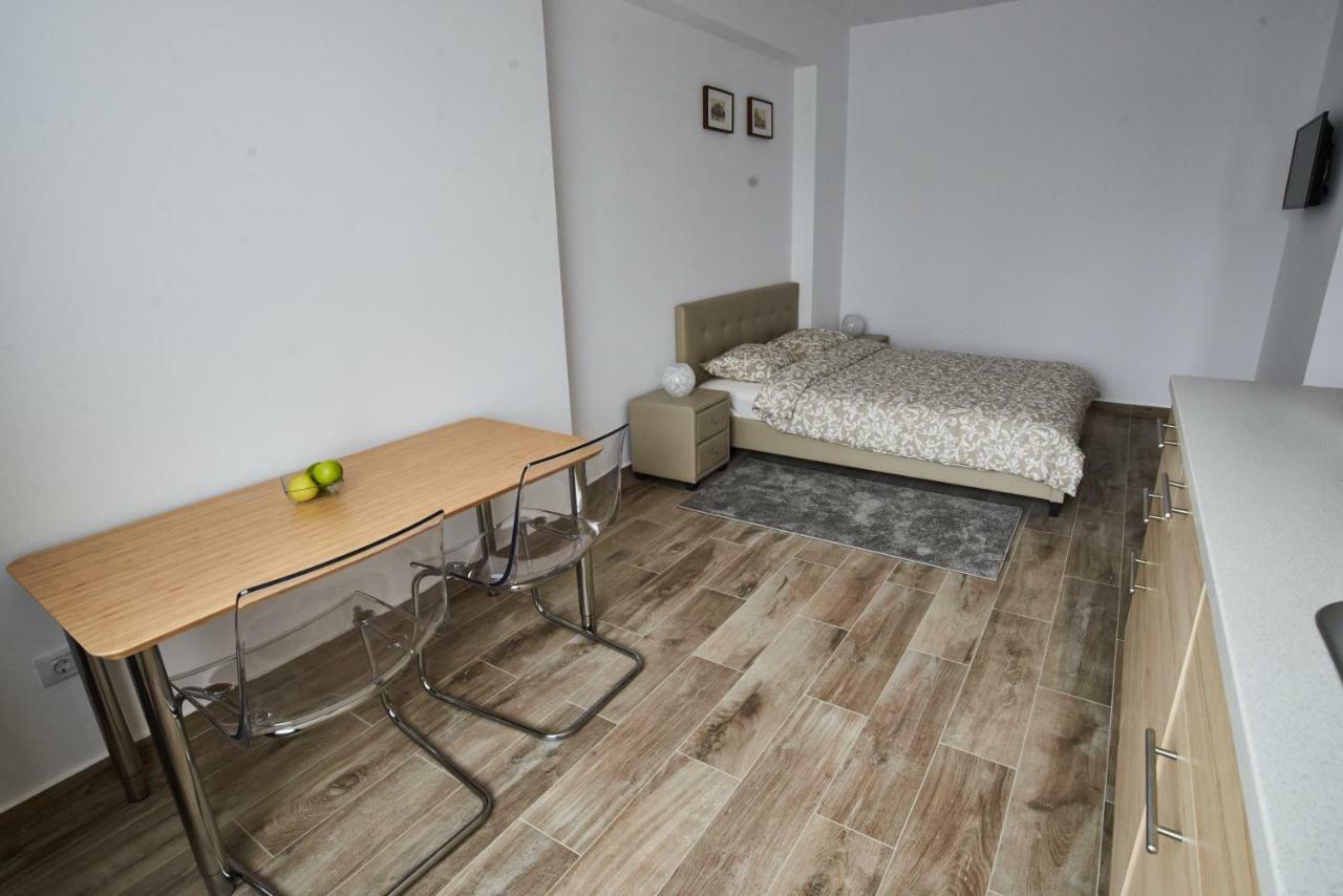 At Central Apartments Bucureşti Ngoại thất bức ảnh
