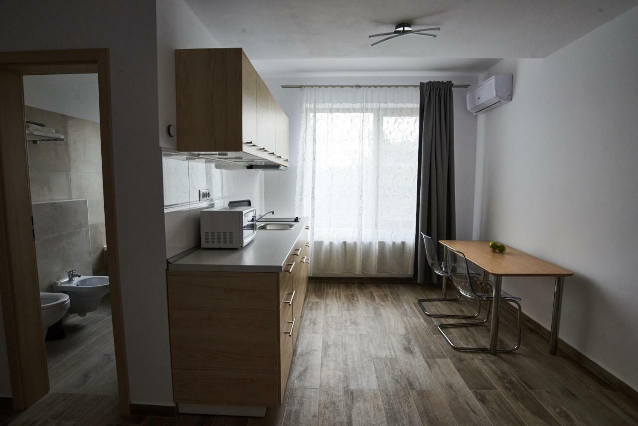 At Central Apartments Bucureşti Ngoại thất bức ảnh