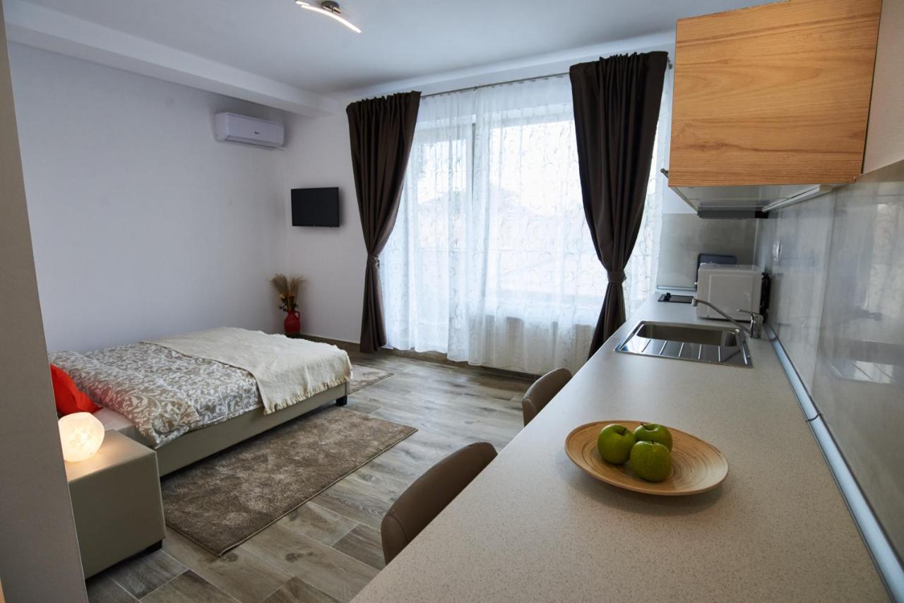 At Central Apartments Bucureşti Ngoại thất bức ảnh