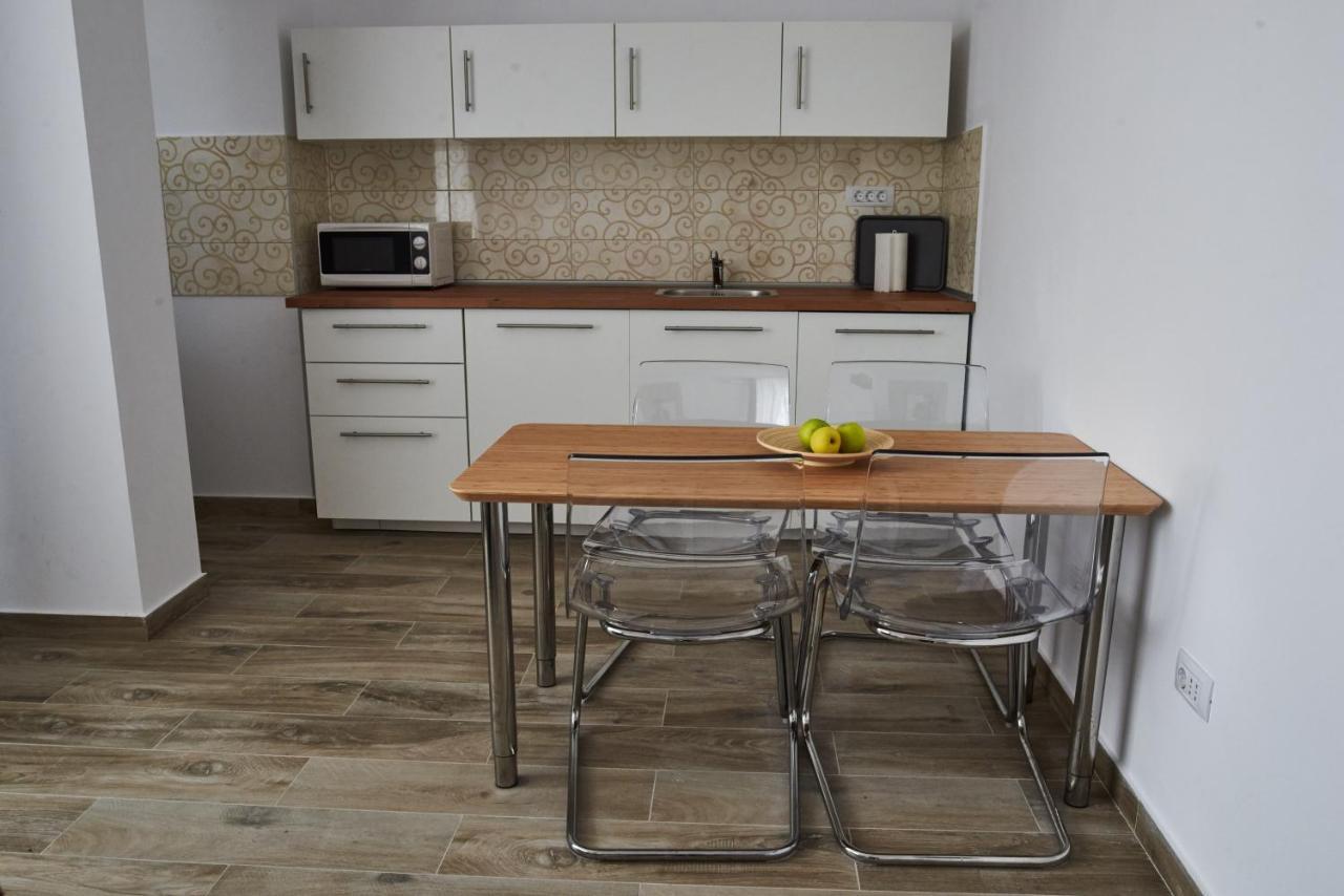 At Central Apartments Bucureşti Ngoại thất bức ảnh