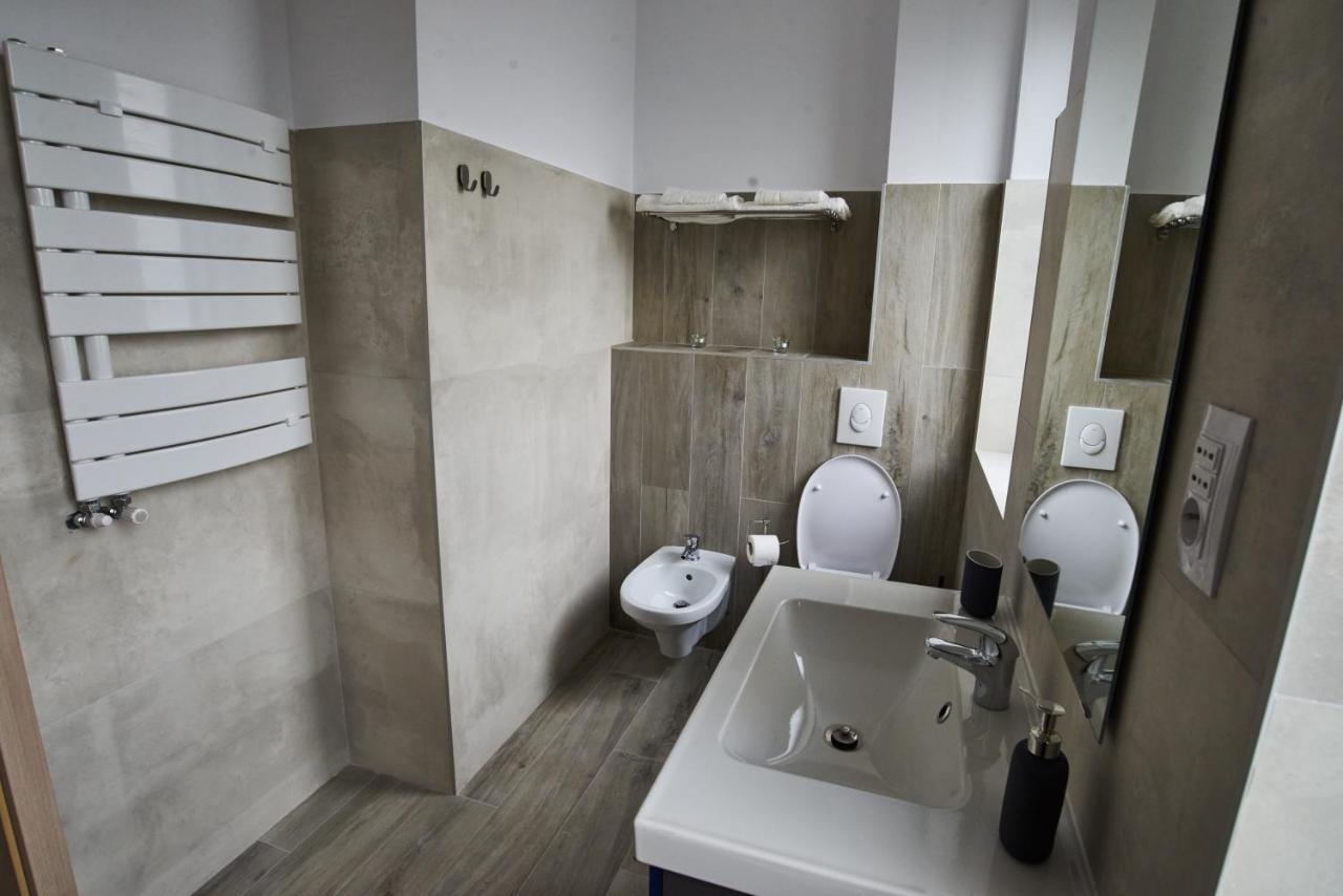 At Central Apartments Bucureşti Ngoại thất bức ảnh